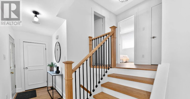 26 Dellbrook Crescent, Toronto, ON, M9L 1E2 - 13