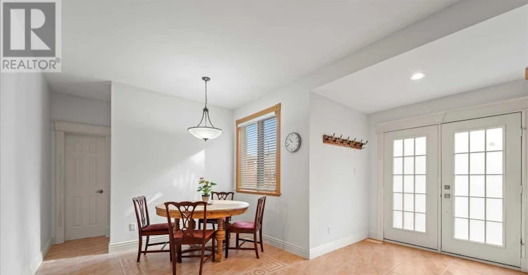 1081 Glencairn Avenue, Toronto, ON, M6B 2B1 - 9
