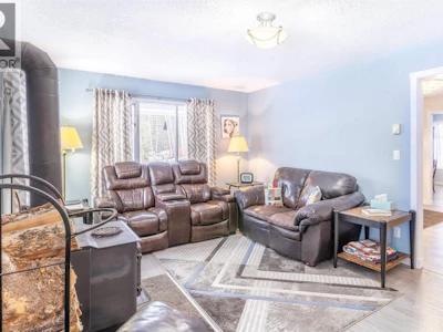 4315 Rainbow Drive - 5