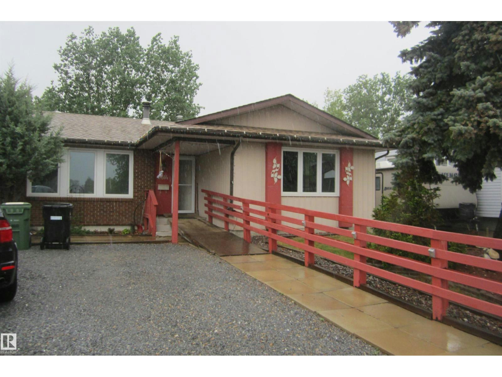 3814 37 Avenue, Leduc, AB, T9E 6G2