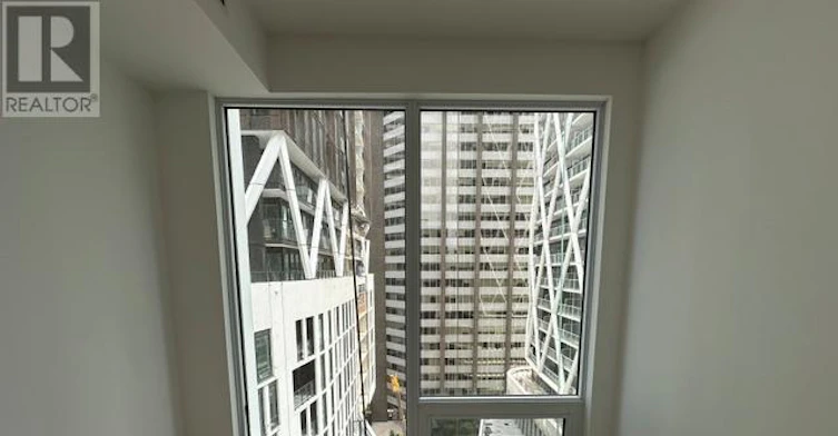 1218-121 St Patrick Street, Toronto, ON, M5T 3C1 - 4
