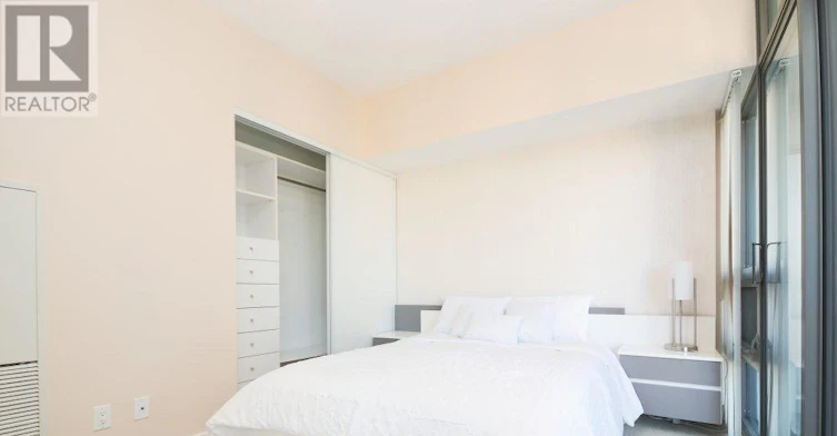 901-33 Charles Street E, Toronto, ON, M4Y 1R9 - 7