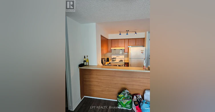 2107-38 Lee Centre Drive, Toronto, ON, M1H 3J7 - 2