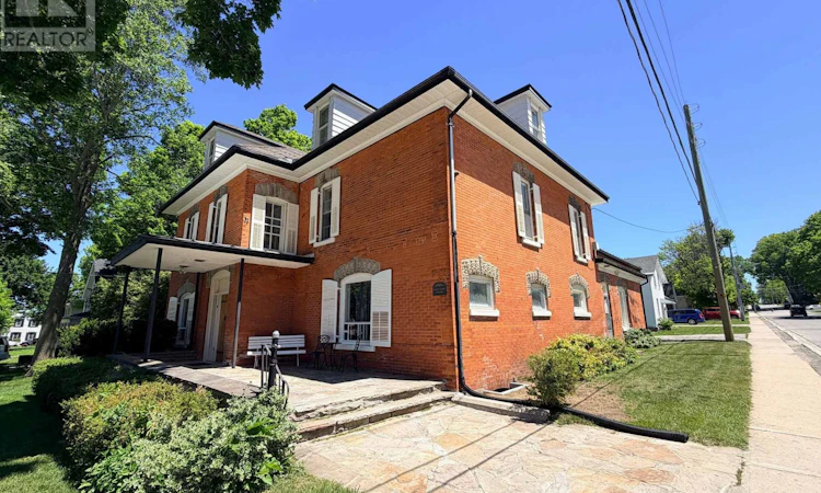 315 Centre Street