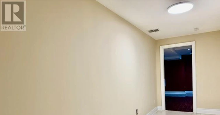 BSMT-122A Clarendon Drive, Richmond Hill, ON, L4B 3W2 - 4
