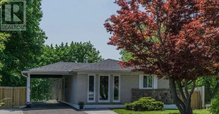MAIN-15 Grove Park Crescent, Toronto, ON, M2J 2C7