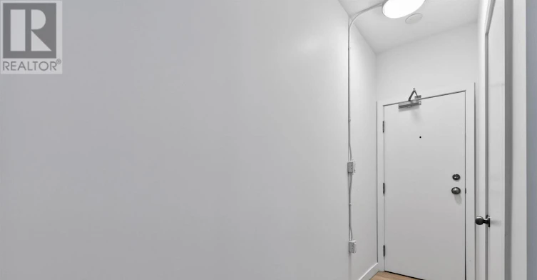 2-922 Queen Street E, Toronto, ON, M4M 1J5 - 18