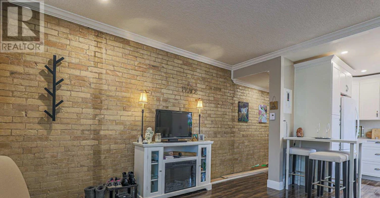 1-713 King Street, London, ON, N5W 2X2 - 2