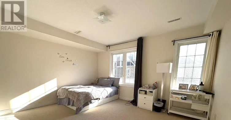 9 Strawflower Mews, Toronto, ON, M2N 0E8 - 9