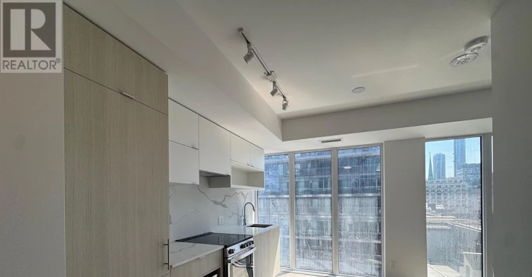 907-100 Queen Street E, Toronto, ON, M5C 0B5 - 3