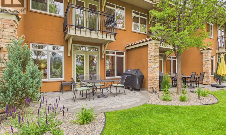 75-7200 Cottonwood Drive