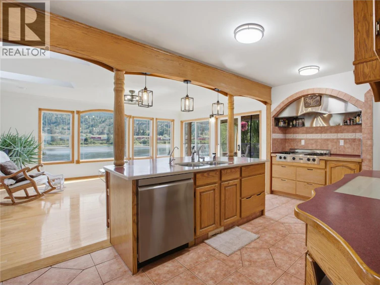 392 Teal Road, Kamloops, BC, V2H 1S5 - 21