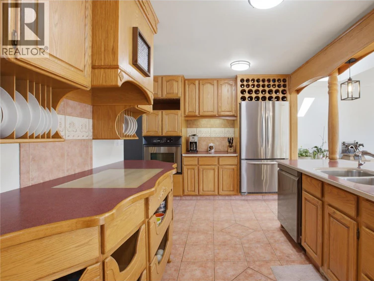 392 Teal Road, Kamloops, BC, V2H 1S5 - 29