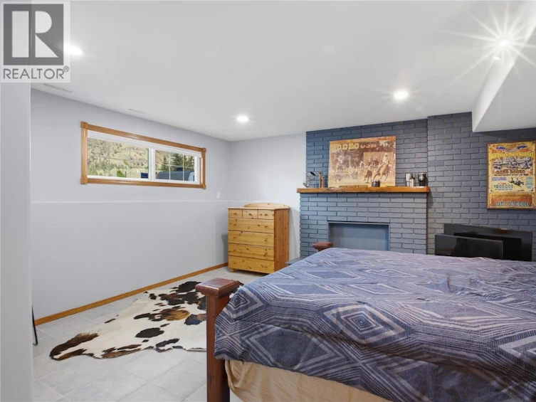 392 Teal Road, Kamloops, BC, V2H 1S5 - 25