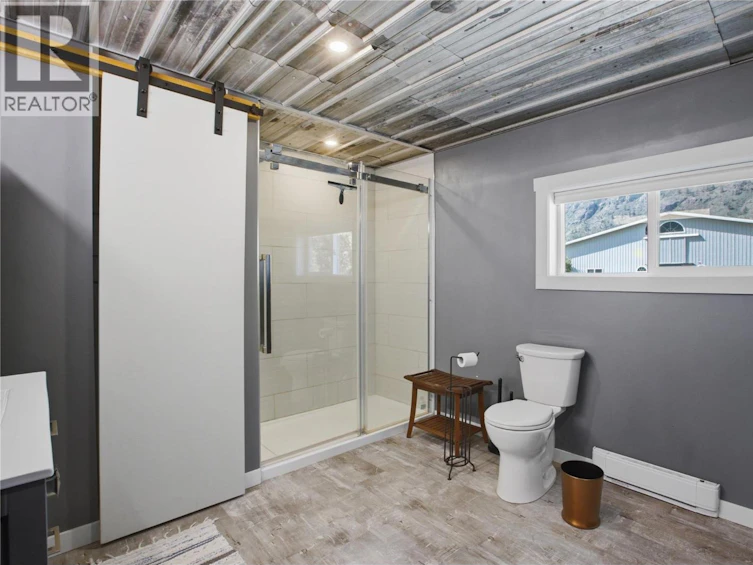 392 Teal Road, Kamloops, BC, V2H 1S5 - 28
