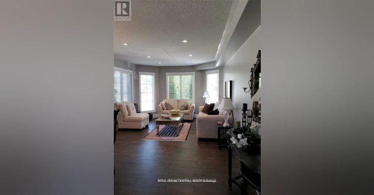 5890 Tampico Way, Mississauga, ON, L5M 6Y9 - 10