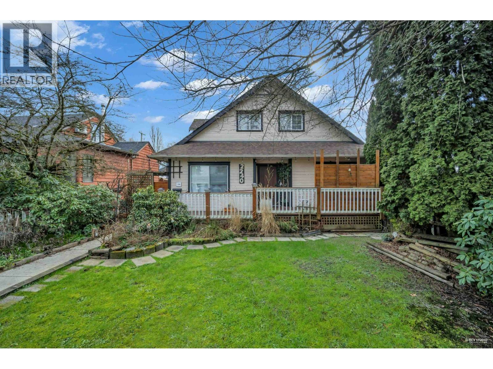 2240 Douglas Crescent, Richmond, BC, V7B 1E9