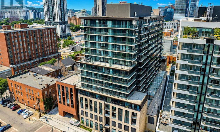 327-1 Jarvis Street E
