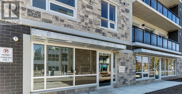 H-208-275 Larch Street, Waterloo, ON, N2L 3R2