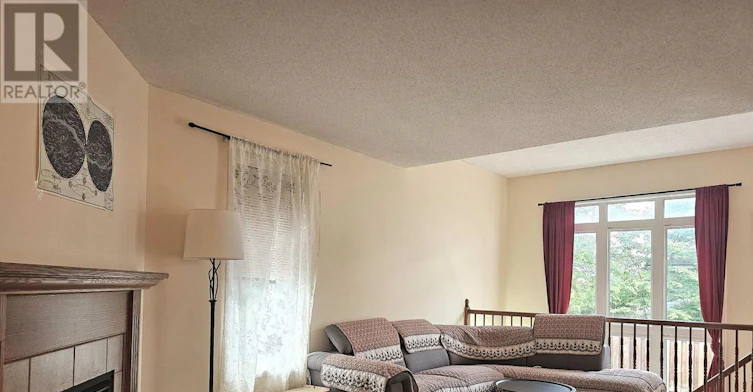 2-211 Station Boulevard, Ottawa, ON, K1G 6P1 - 7