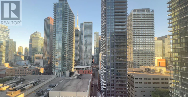 1809-318 Richmond Street W, Toronto, ON, M5V 1X2 - 4