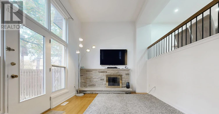10 Crockamhill Drive, Toronto, ON, M1S 3H1 - 5