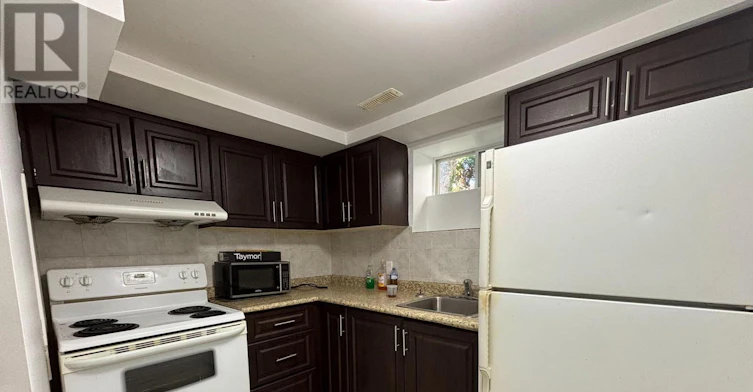 94 Broomfield Drive, Toronto, ON, M1S 2W1 - 12