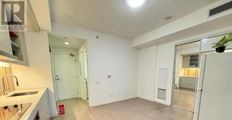 617-101 Peter Street, Toronto, ON, M5V 0G6 - 4