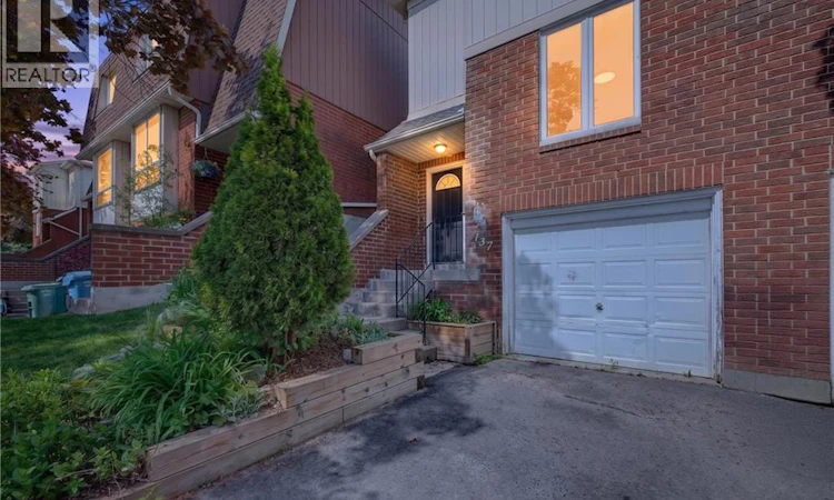 137 Dovercliffe Road