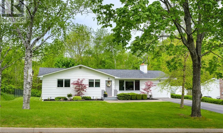 79 Colonial Heights Street