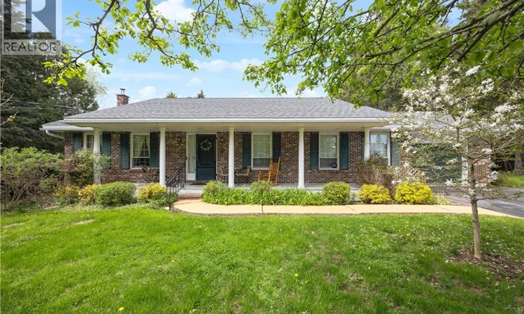 11 Evergreen Park Drive