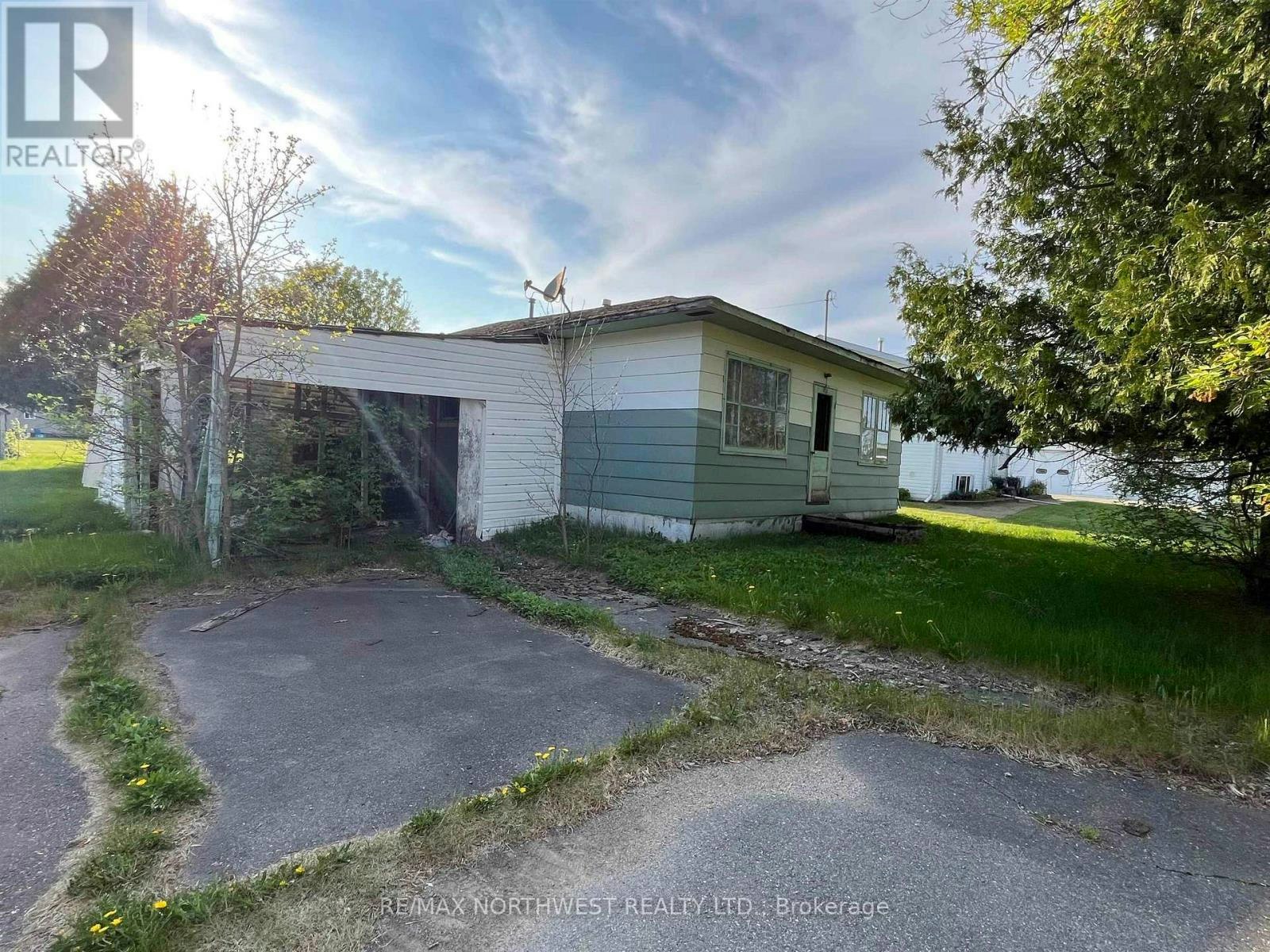 126 White Street, Atikokan, ON, P0T 1C0