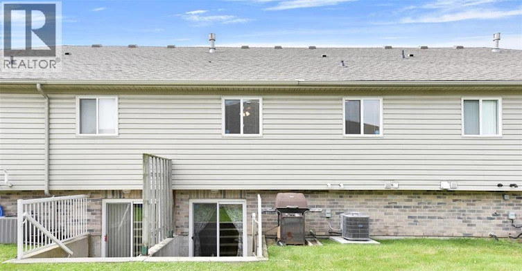4924 Sixth Street, Windsor, ON, N9E 4X2 - 11