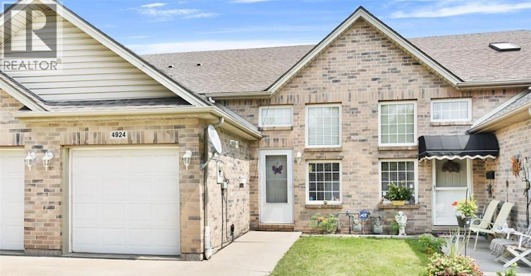 4924 Sixth Street, Windsor, ON, N9E 4X2 - 2