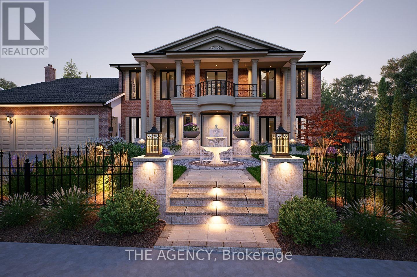 7 Shady Oaks Crescent, Toronto, ON, M3C 2L4