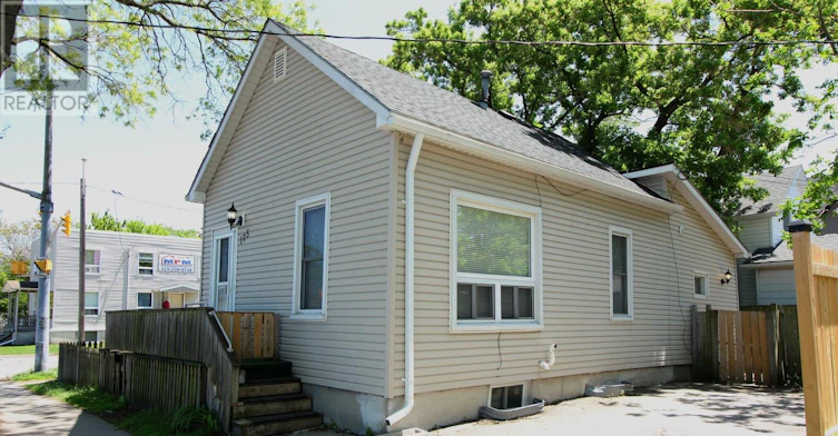 175 Davis Street, Sarnia, ON, N7T 1A5 - 3