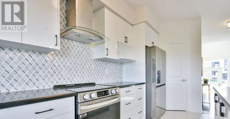 3721 Quayside Drive, Severn, ON, L3V 8M9 - 12