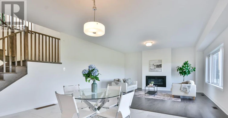 3721 Quayside Drive, Severn, ON, L3V 8M9 - 13