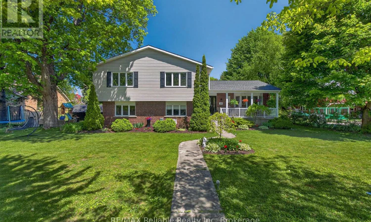 248 Britannia Road W