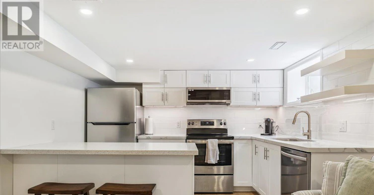 LOWER LEVEL-2113 New Street, Burlington, ON, L7R 1H7 - 4