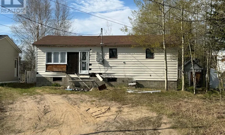 16 Pleasant Avenue