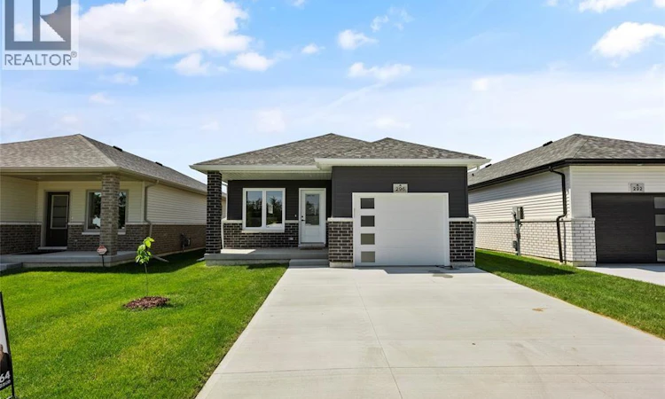240 Ironwood Trail