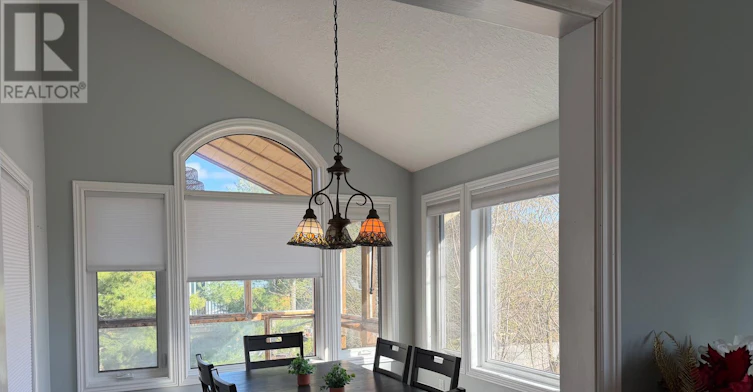 UPPER LEVEL-100 Essa Road, Barrie, ON, L4N 3K7 - 12