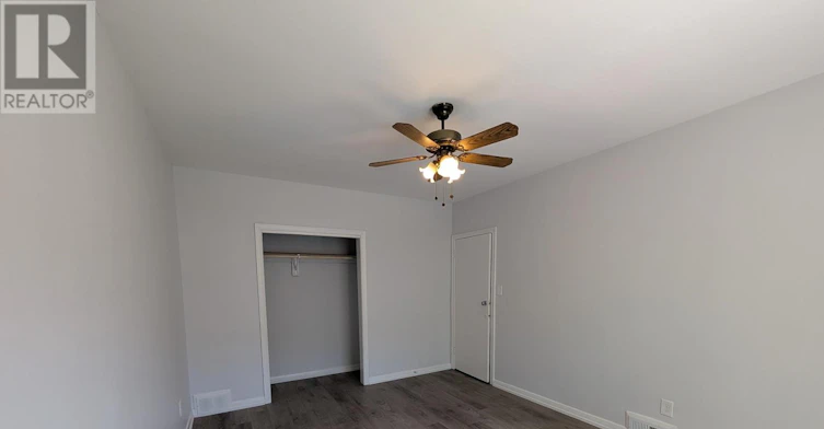 2-5 Hertford Avenue, Toronto, ON, M6M 1S1 - 13