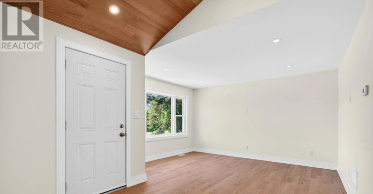 UPPER-8 Cornell Avenue, Hamilton, ON, L8E 5N2 - 9