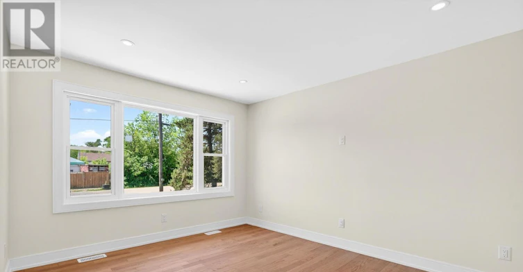 UPPER-8 Cornell Avenue, Hamilton, ON, L8E 5N2 - 10