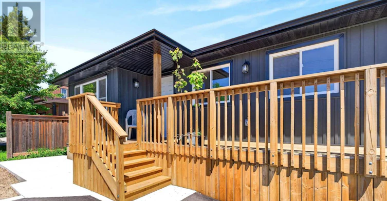 UPPER-8 Cornell Avenue, Hamilton, ON, L8E 5N2 - 7