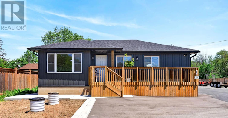 UPPER-8 Cornell Avenue, Hamilton, ON, L8E 5N2 - 6