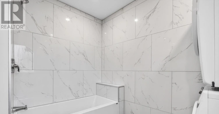 UPPER-8 Cornell Avenue, Hamilton, ON, L8E 5N2 - 25