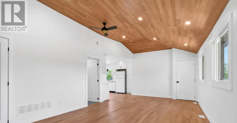 UPPER-8 Cornell Avenue, Hamilton, ON, L8E 5N2 - 14